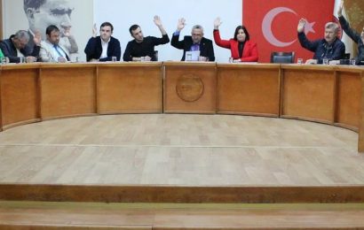 Susurluk Belediyesi, Kasım Ayı Olağan Meclis Toplantısı’nı Gerçekleştirdi Susurluk Belediyesi, Kasım Ayı Olağan Meclis Toplantısı’nı Gerçekleştirdi