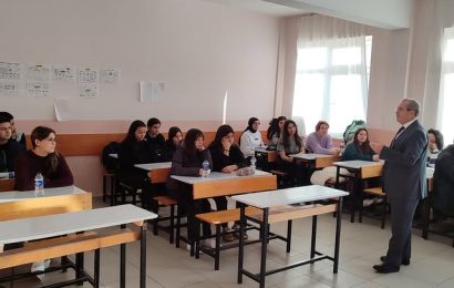 Milli Eğitim Müdürü Sındırgı’da Öğrencilerle Buluştu