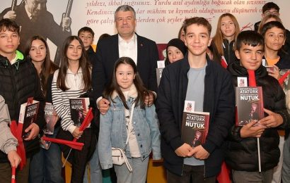 Sındırgı Belediyesi Eğitim Merkezi’nden Öğrenciler Atatürk Evi’nde Bir Araya Geldi