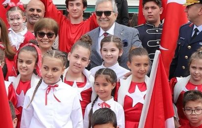 Bandırma Belediyesi, Dünya Çocuk Hakları Günü’nü Kutladı