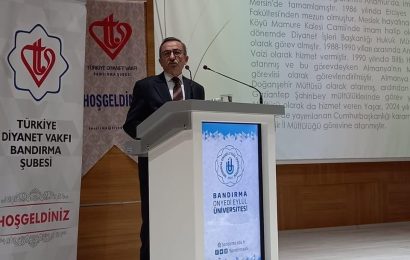 Bandırma’da Aile Çözüm Becerileri Konferansı Düzenlendi