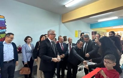 Edremit’teki Mithat Fethi Büyükdalgıç İlkokulu Yeni Öğretmenler Odası Açılışı Gerçekleştirildi