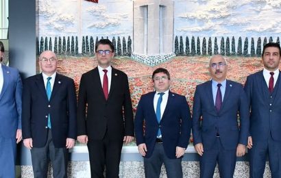 Balıkesir Üniversitesi ile ÇOMÜ Arasında Akademik İş Birliği Görüşmesi Yapıldı