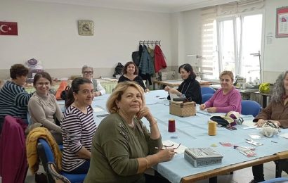 Ayvalık Halk Eğitimi Merkezi’nde Giyim Üretiminde Temel Teknikler Kursu Başladı