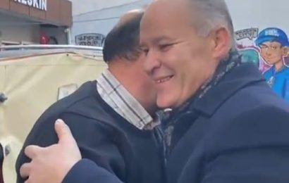 MHP Balıkesir İl Başkanlığı Cuma Namazı Sonrası Esnaf ve Halk Ziyaretleri Düzenledi