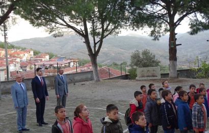 Kaymakamımız İstiklal Marşı Törenine Katıldı