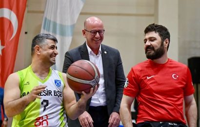 Dostluk ve Dayanışma İçin Bir Araya Gelindi