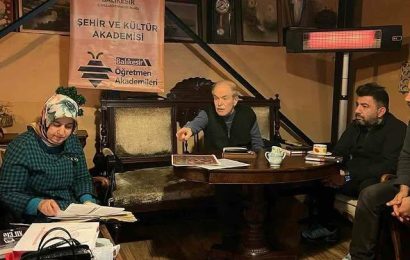 Balıkesir Öğretmen Akademileri Öğretmenleri Araştırmacı Yazar ve Tarihçi Aydın Ayhan ile Buluşturdu