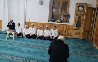 Yılın En Uzun Gecesi Tefekkür Programı Dursunbey’de Gerçekleştirildi