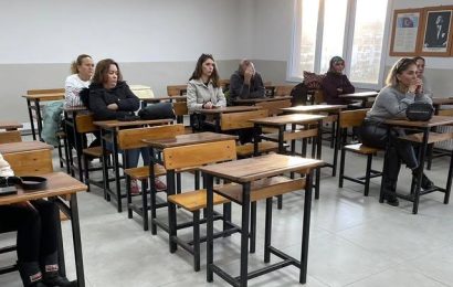 Ayvalık’ta Maarif Model Ebeveyn Kursu Başladı