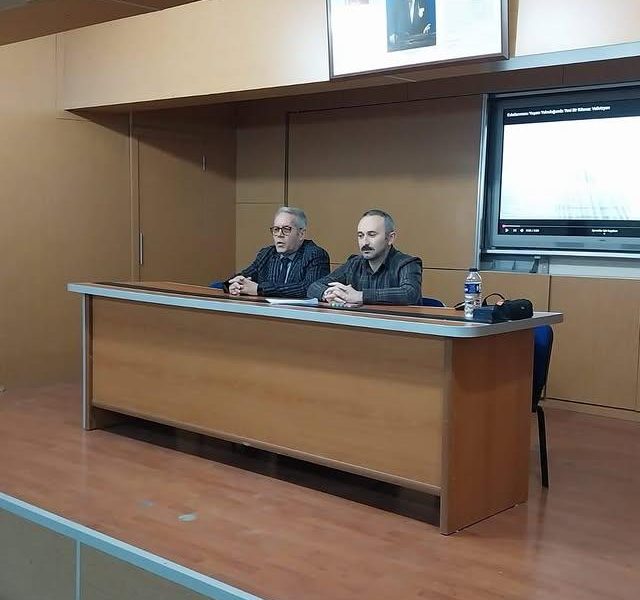 Edremit’te “Türkiye Yüzyılı Maarif Modeli Ebeveyn Okulu” Kurs Programı Başladı