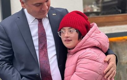 Tüm Engelleri Sevgiyle Aşabiliriz