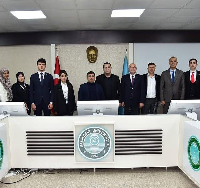 Balıkesir Üniversitesi, Özbekistan’dan Gelen Misafirleri Ağırlıyor