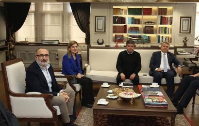 Ak Parti Balıkesir Milletvekili Mustafa Canbey, Vakıflar Genel Müdürü Sinan Aksu’yu Ziyaret Etti