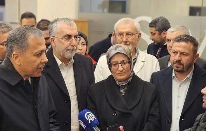 Bakanlar Yaralıları Ziyaret Etti