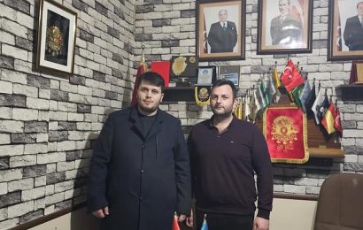 AK Parti Gençlik Kolları Başkanı Yunus Emre Doğru, Bandırma Ülkü Ocakları Başkanı Rıdvan Özü’nü Ziyaret Etti