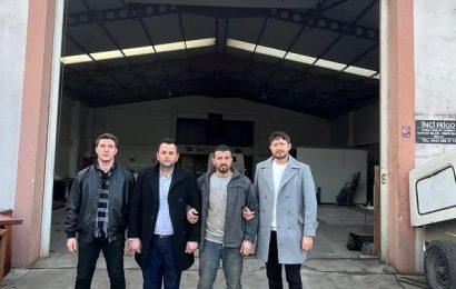 Bandırma’da İnci Frigo Sahibi Mehmet İnci Esnaf Ziyaretleriyle Dikkat Çekiyor