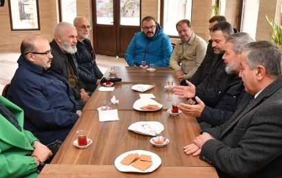 Vali Ustaoğlu Kudüs Camii Yaptırma ve Yaşatma Derneği’ni Ziyaret Etti