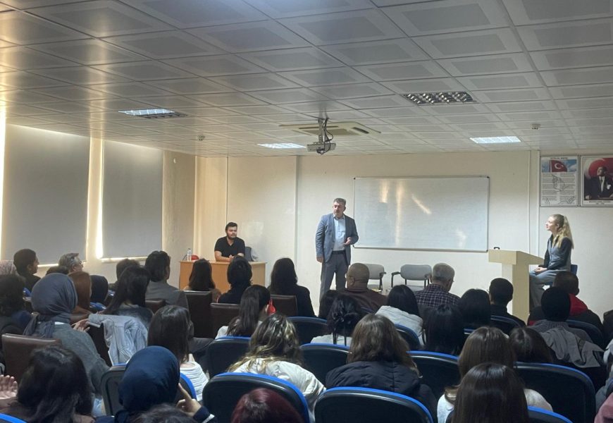 Balıkesir Üniversitesi Edremit Sivil Havacılık Yüksekokulu’nda Sivil Havacılık Konferansı