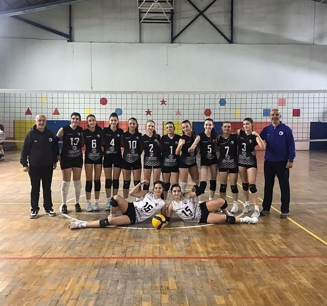 Bandırma Voleybol SK Yıldız Kız Takımı, Susurluk GSK’yı Mağlup Etti