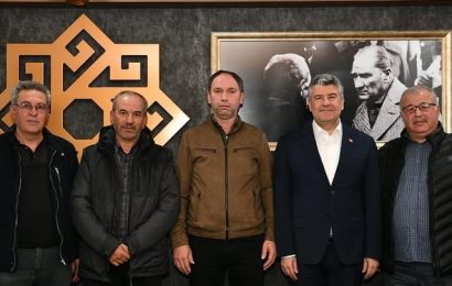 Sakarya Mahalle Muhtarı Ahmet Eroğlu Mahallede İstişare Toplantısı Düzenledi