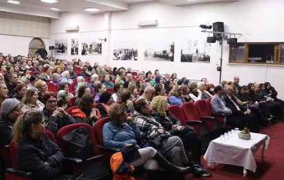 Burhaniye’de Müzikli Gülmece: “Memleket Kısmeti”
