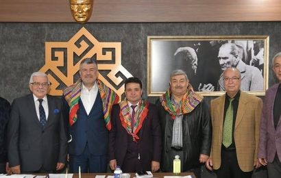 Federasyon Yetkilileri Karesi Belediyesi’ni Ziyaret Etti