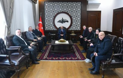 Karesi Belediye Başkanı Mesut Akbıyık’tan Vali İsmail Ustaoğlu’na Ziyaret