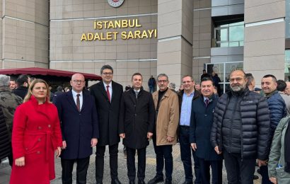 Ahmet Akın: Çağlayan Adliyesi’nde Ekrem İmamoğlu’na Destek