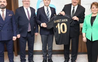 Edremit Belediye Başkanlığı’ndan Ahmet Akın’a Anlamlı Ziyaret