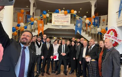 Bandırma’da AK Parti Kadın Kolları Kongresi Coşkusu