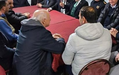 Vali İsmail Ustaoğlu, Balıkesir Altıeylül’de Mahalle Sakinleriyle Buluştu