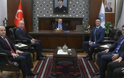 Türkiye İş Bankası Balıkesir Bölge Satış Müdürlüğü, Balıkesir Valisi’ni Ziyaret Etti