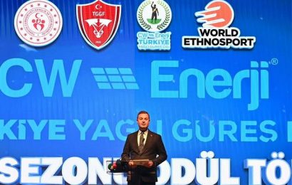 Türkiye Yağlı Güreş Ligi 2024 Sezonu Ödül Töreni Gerçekleştirildi Türkiye Yağlı Güreş Ligi 2024 Sezonu Ödül Töreni Gerçekleştirildi