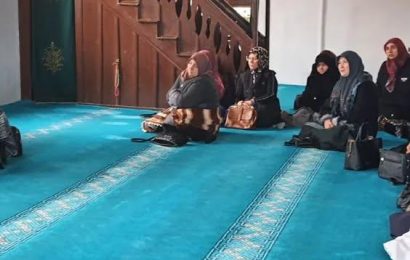 Kadın Cemaati Regaib Kandili Programında Buluştu