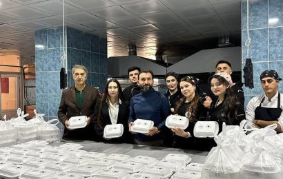Balıkesir Üniversitesi Öğrencileri “Her Sofra Bir Umut” Projesiyle Yardım Etti