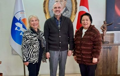 Avşa Mahallesi’nden Anlamlı Ziyaret: Feride Ateş ve Mine Akoğul Başkan Aydın Dinçer ile Görüştü