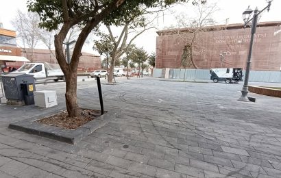 Balıkesir’de Eski Belediye Binası Alanı Yeni Meydan Olarak Açıldı