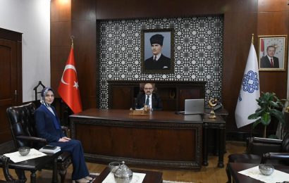 Marmara Kaymakam Vekili Safiye Orhan Vali İsmail Ustaoğlu’nu Ziyaret Etti