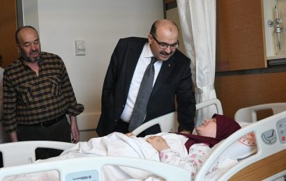 Vali İsmail Ustaoğlu, Şehit Annesini Ziyaret Etti