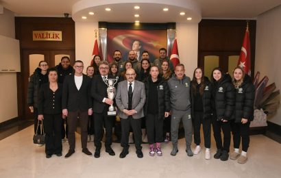 Edremit Belediyesi Gürespor’dan Balıkesir Valisi’ne Ziyaret