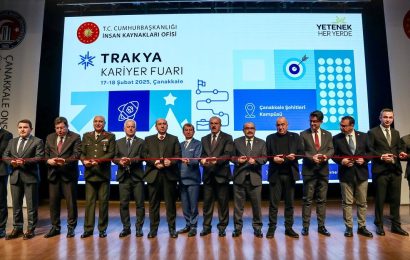 Vali Ustaoğlu, Trakya Kariyer Fuarı’na Katıldı