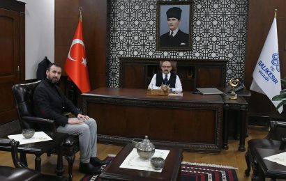 İlahi Sanatçısı Fatih Çelik’ten Vali İsmail Ustaoğlu’na Ziyaret
