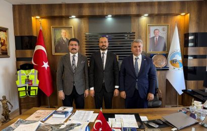 Toprakkale’de Deprem Sonrası Ev Teslimatı Sürüyor