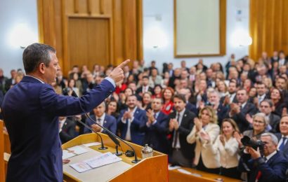 Özgür Özel’den Darbe Girişimlerine Karşı Sert Mesaj