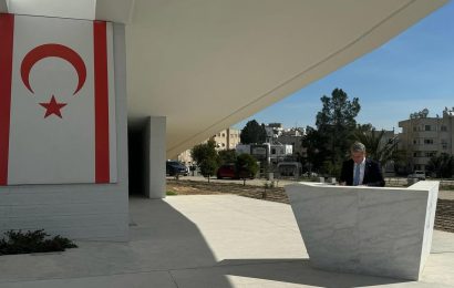 Kıbrıs’ın Bağımsızlık Yolunda Kararlı Lider: Rauf Raif Denktaş