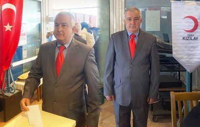 Mustafa Kırgöz, Kızılay Erdek Şubesi Başkanlığına Yeniden Seçildi