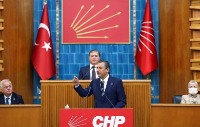 Ayvalık Heyeti TBMM’de Ziyaretlerde Bulundu
