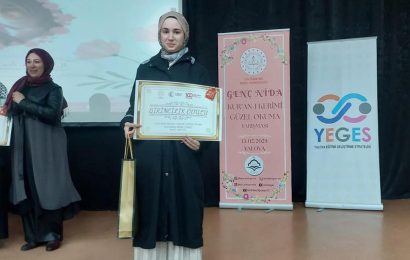 Gönenli Öğrenci Zeynep Balaban, Genç Nida Yarışmasında Bölge Birincisi Oldu