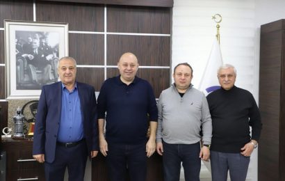 AK Parti Gönen İlçe Teşkilatı’ndan Başkan Palaz’a Geçmiş Olsun Ziyareti